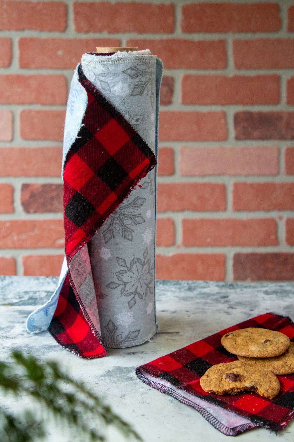 Winter Surprise Prints Washable Paper(less) Towels Pre-Rolled, Set of 20 - Stella & Sol Sustainables