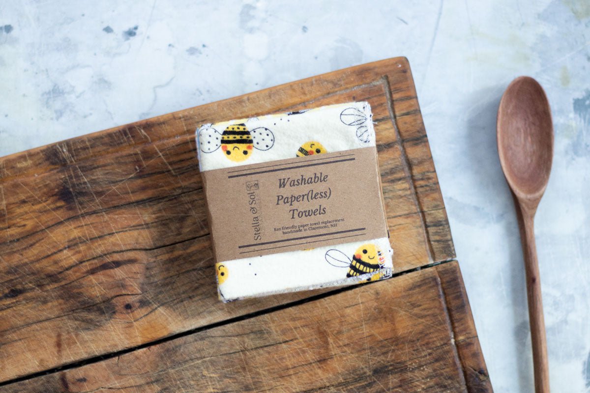 https://www.stellaandsol.com/cdn/shop/products/bees-washable-paperless-towels-sample-pack-set-of-5-888604.jpg?v=1677478502&width=2400