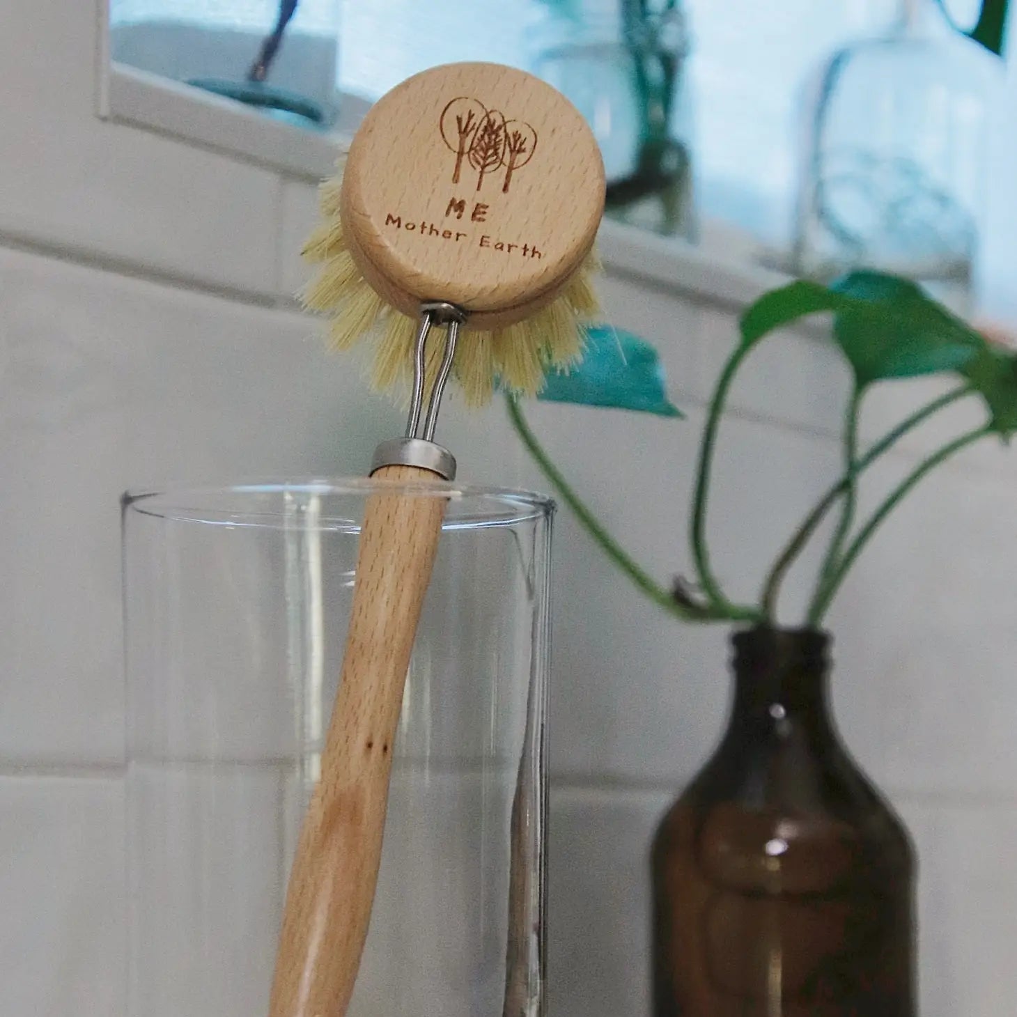 Kitchen Dish Brush, Uncoated Wood - Stella & Sol Sustainables